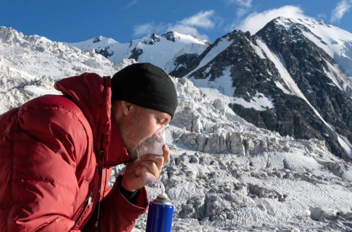 Acute Mountain Sickness Acute Mountain Sickness