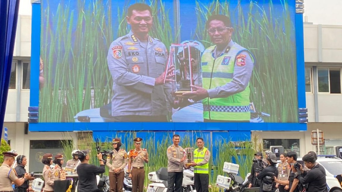 Taruna AKPOL Angkatan 58 Kunjungi Korlantas Polri Taruna AKPOL Angkatan 58 Kunjungi Korlantas Polri